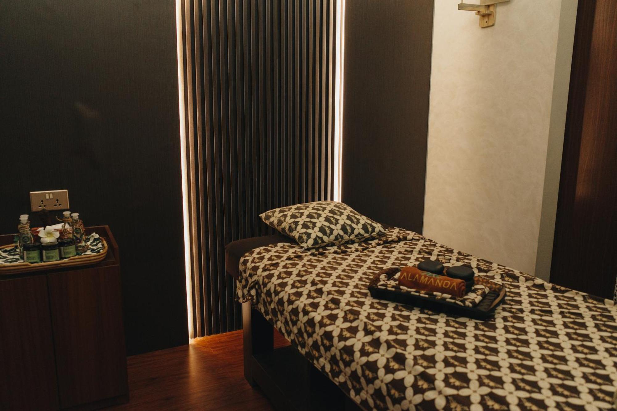 Batam Harbour Boutique Hotel & Spa Nagoya Eksteriør bilde